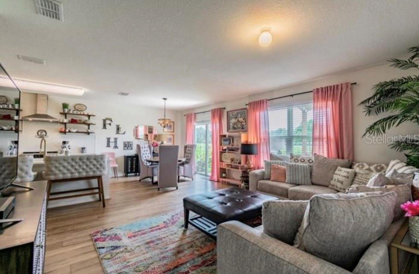 BISHOP LNDG PH 1 - Residential Lease