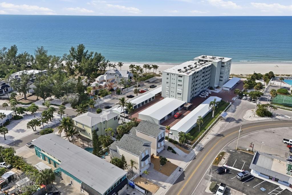 GULFVIEW VILLAS - Residential