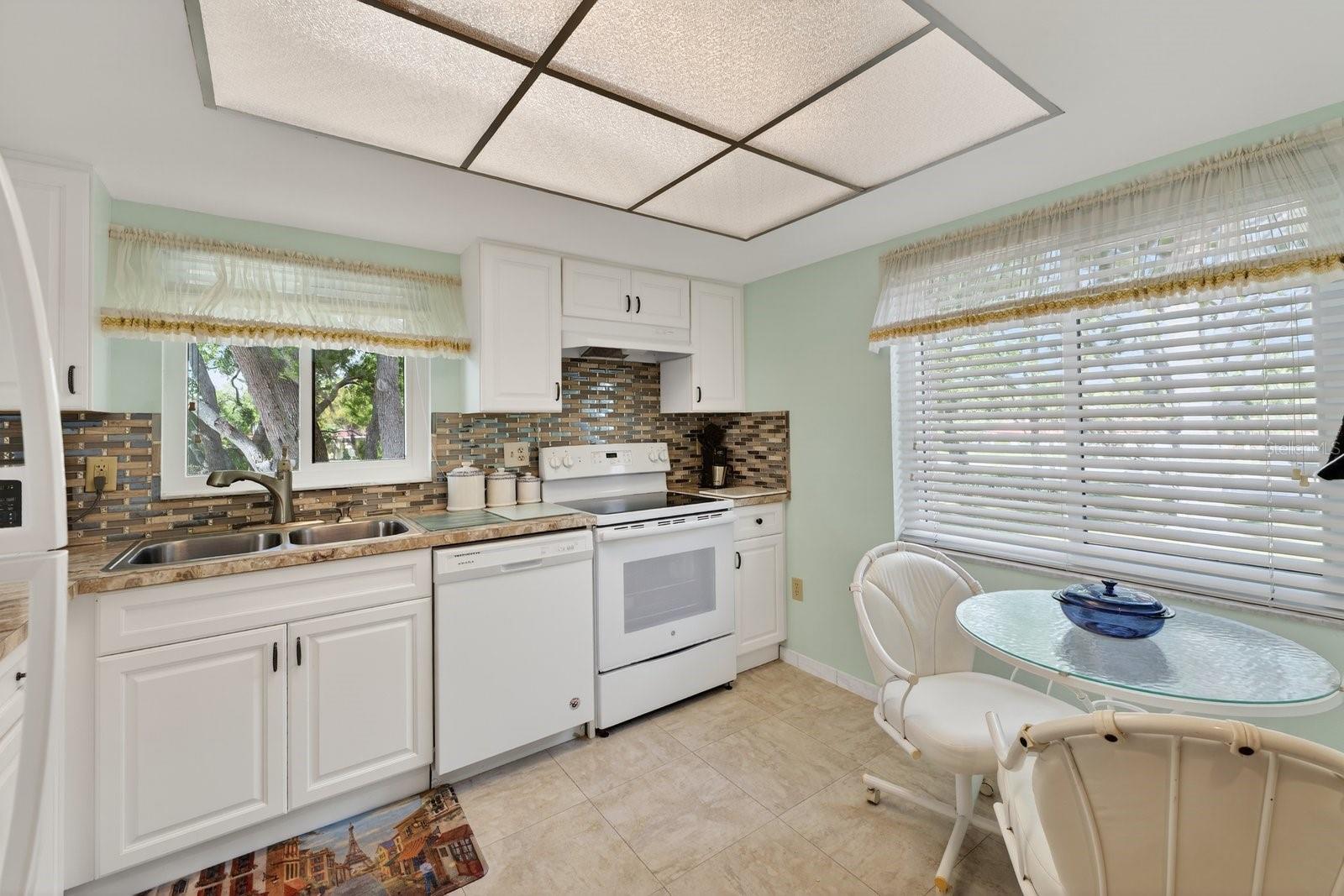 GLORY GARDENS AT CHRISTIAN RETREAT I - Residential