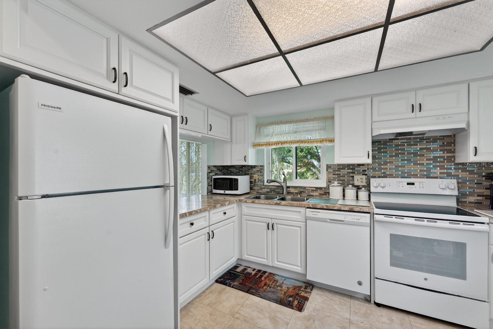 GLORY GARDENS AT CHRISTIAN RETREAT I - Residential