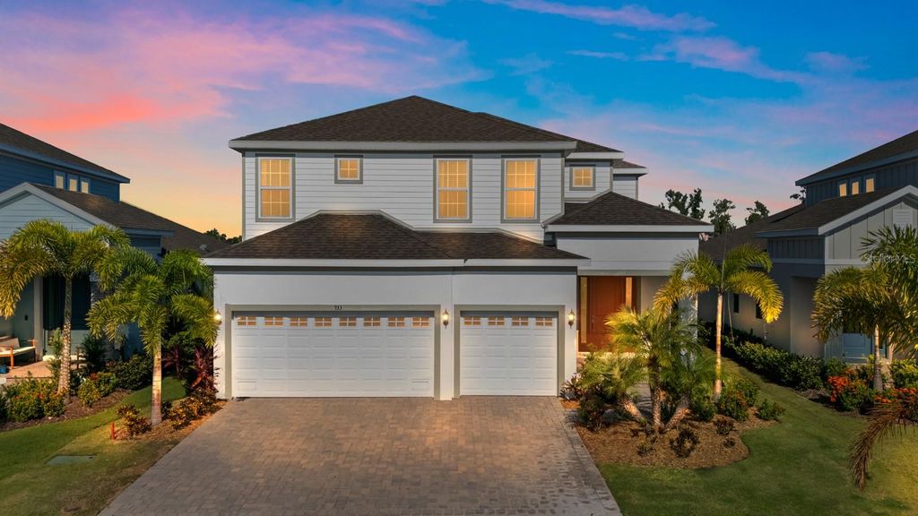 Photo of 933 Signet Drive, Apollo Beach, FL 33572 (MLS # TB8370350)