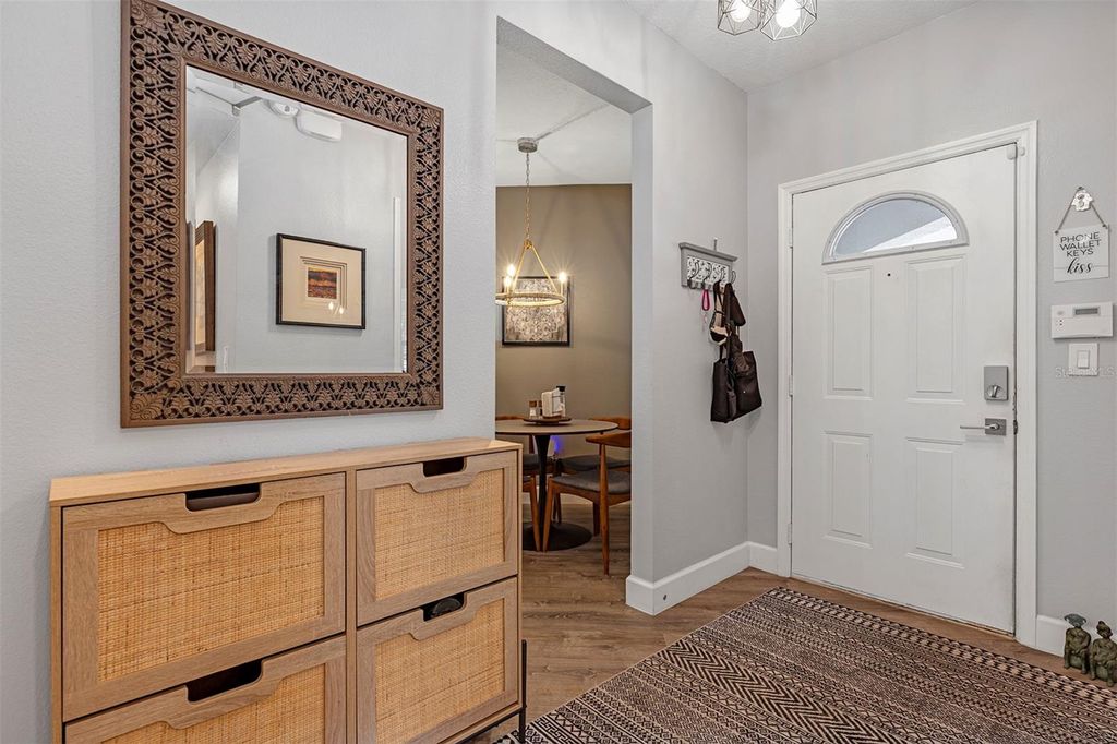 Photo of 550 Cranes Way #120, Altamonte Springs, FL 32701 (MLS # O6353929)