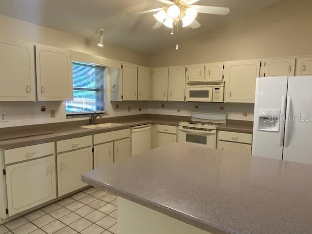 Florida Shores 01 - Residential Lease