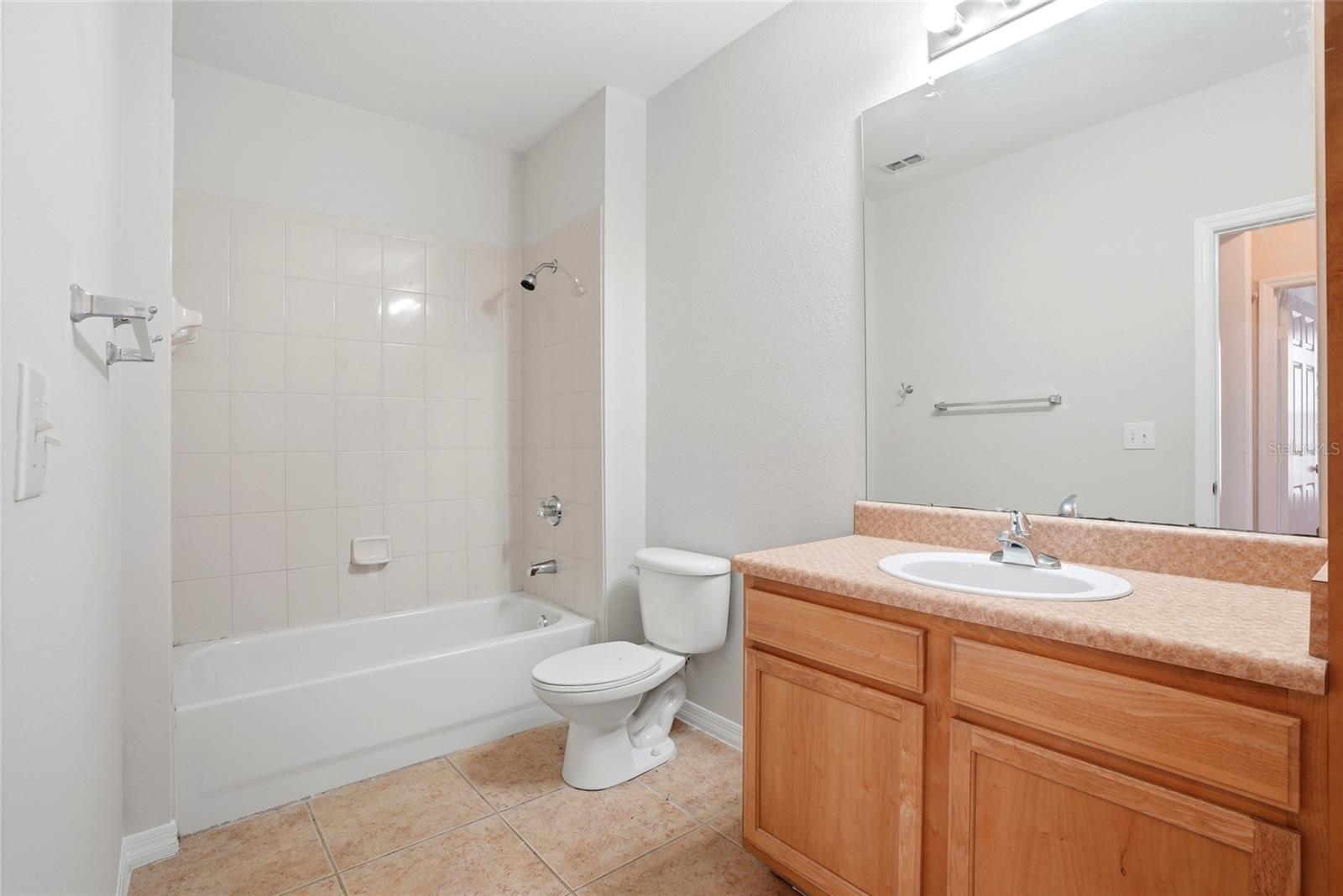 COURTNEY PALMS CONDOMINIUM - Residential