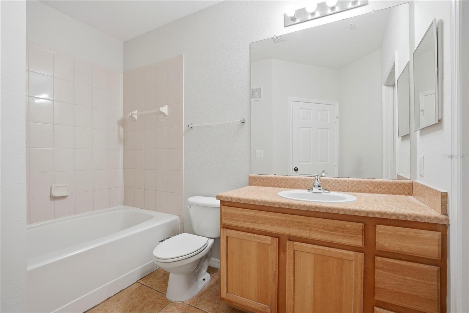 COURTNEY PALMS CONDOMINIUM - Residential