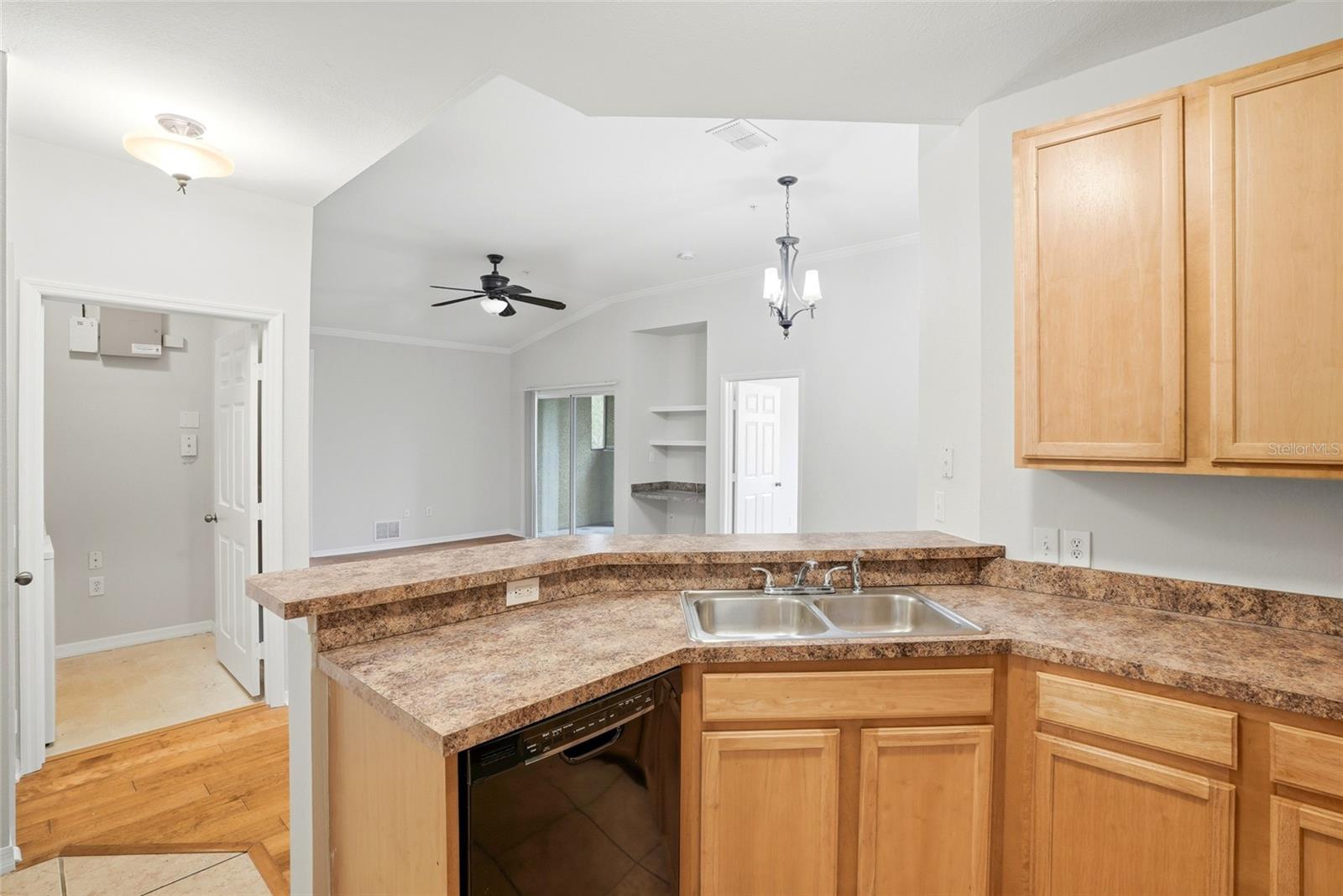 COURTNEY PALMS CONDOMINIUM - Residential