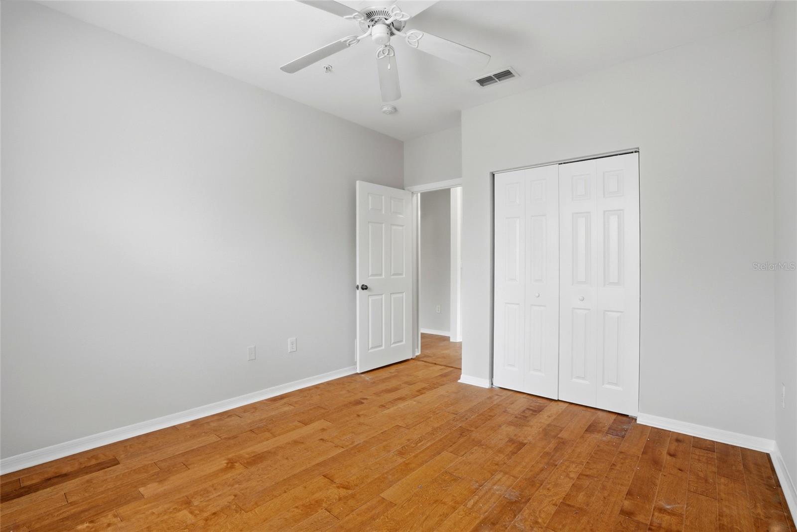 COURTNEY PALMS CONDOMINIUM - Residential