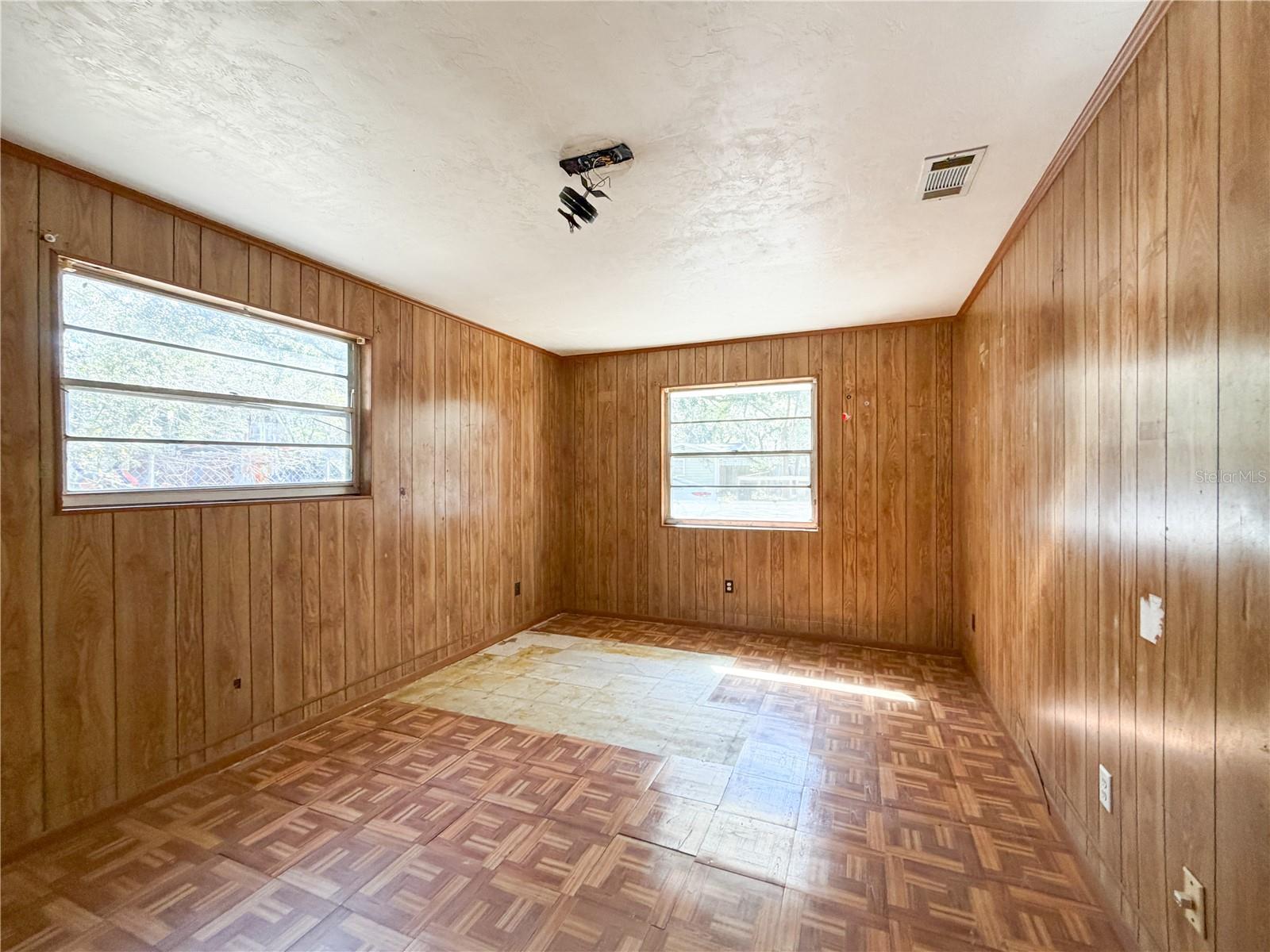 RIDGE VIEW - Residential