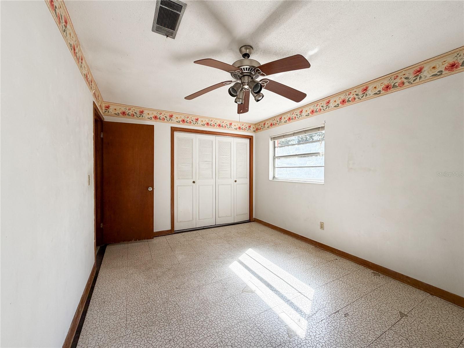 RIDGE VIEW - Residential