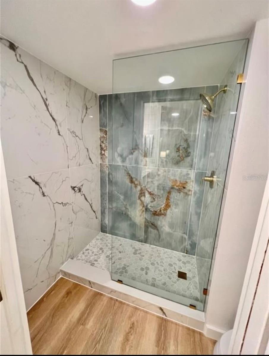 CROSSINGS - Residential Lease