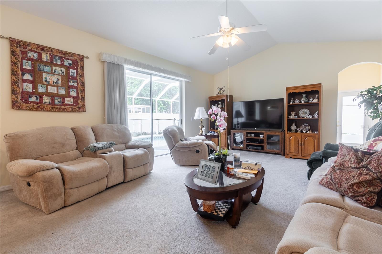 LUMSDEN POINTE PH 1 - Residential