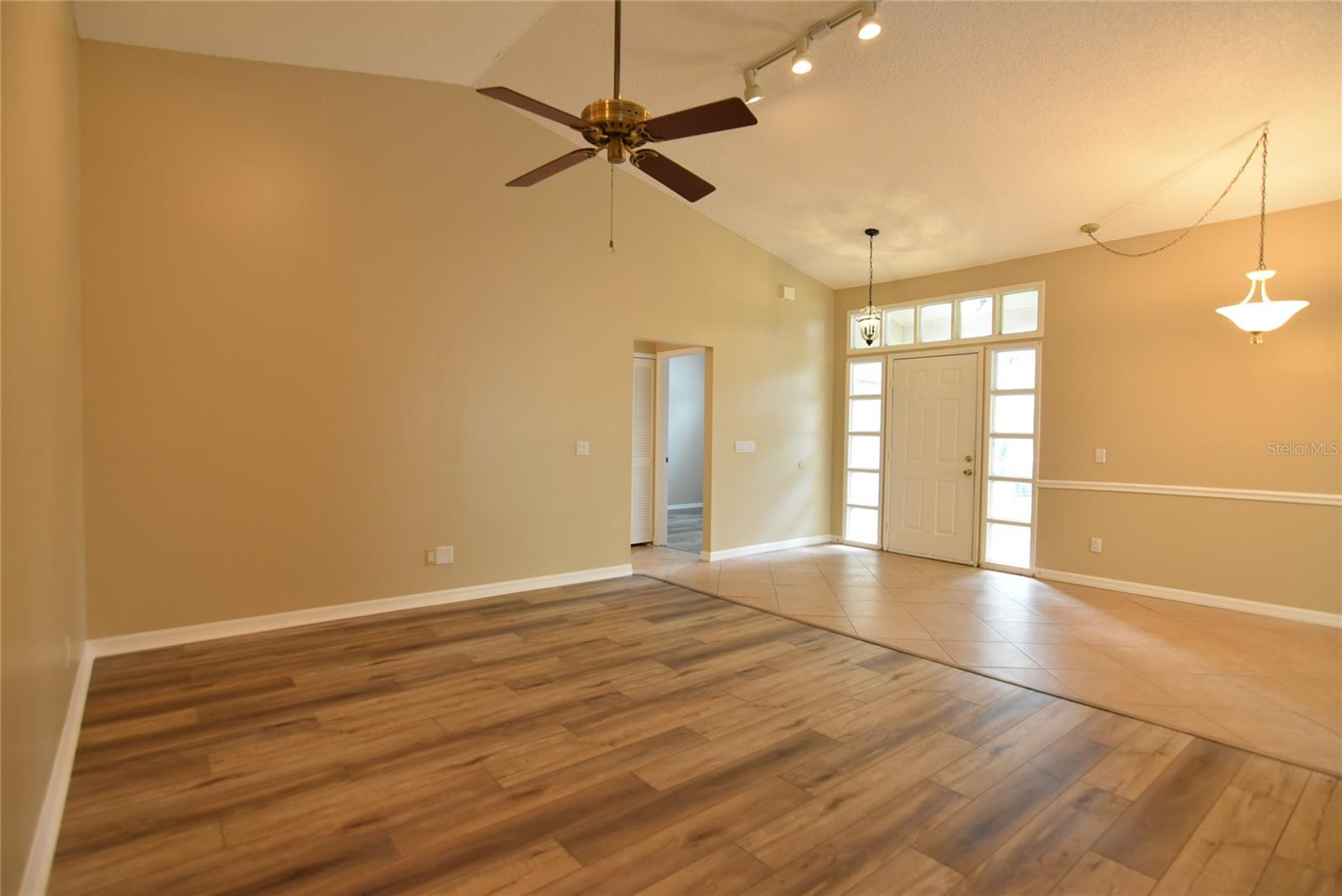 ALAFAYA WOODS PH 5 - Residential Lease