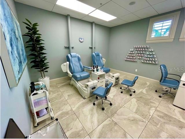 COACH HOMES 2/HERITAGE LNDG PH - Residential