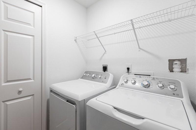 COACH HOMES 2/HERITAGE LNDG PH - Residential