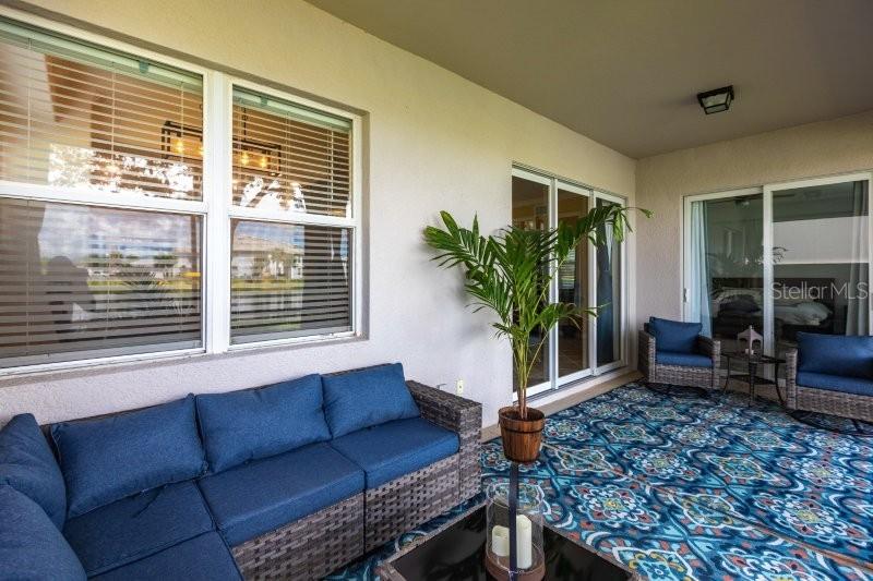 COACH HOMES 2/HERITAGE LNDG PH - Residential