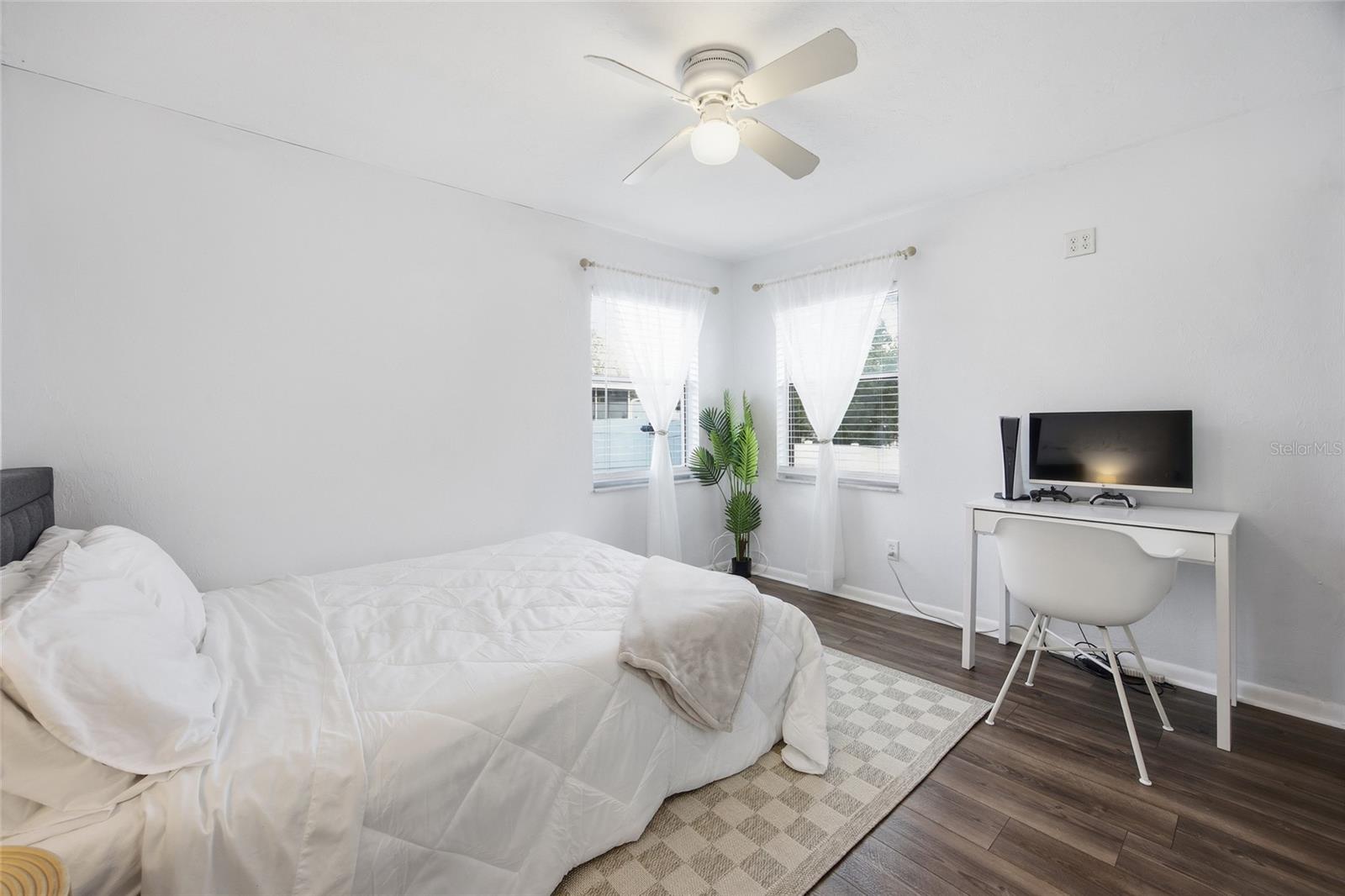 BEVERLY HILLS UNIT 08 PH 02 - Residential