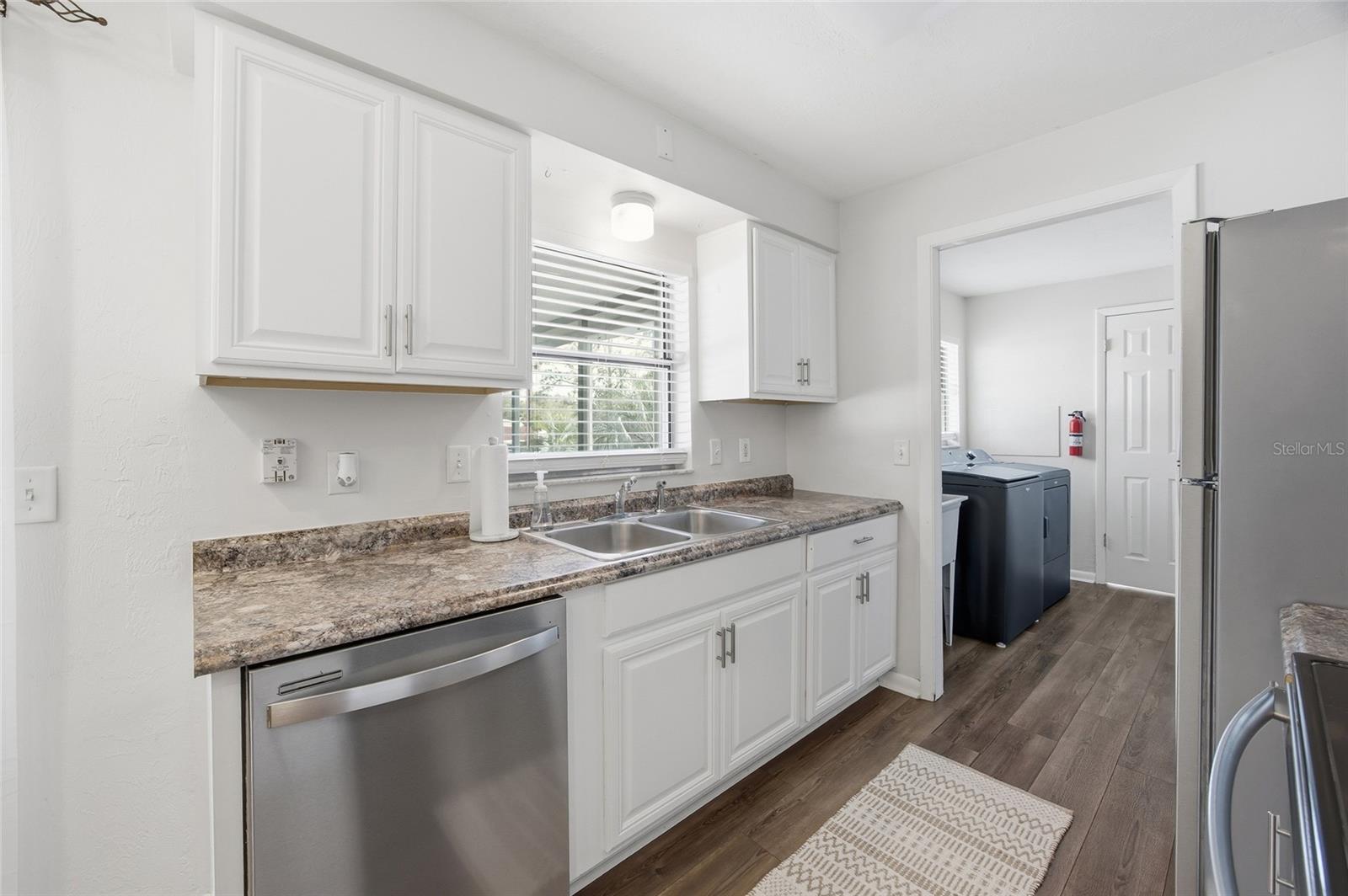 BEVERLY HILLS UNIT 08 PH 02 - Residential