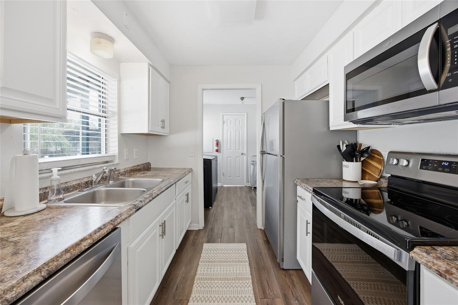 BEVERLY HILLS UNIT 08 PH 02 - Residential