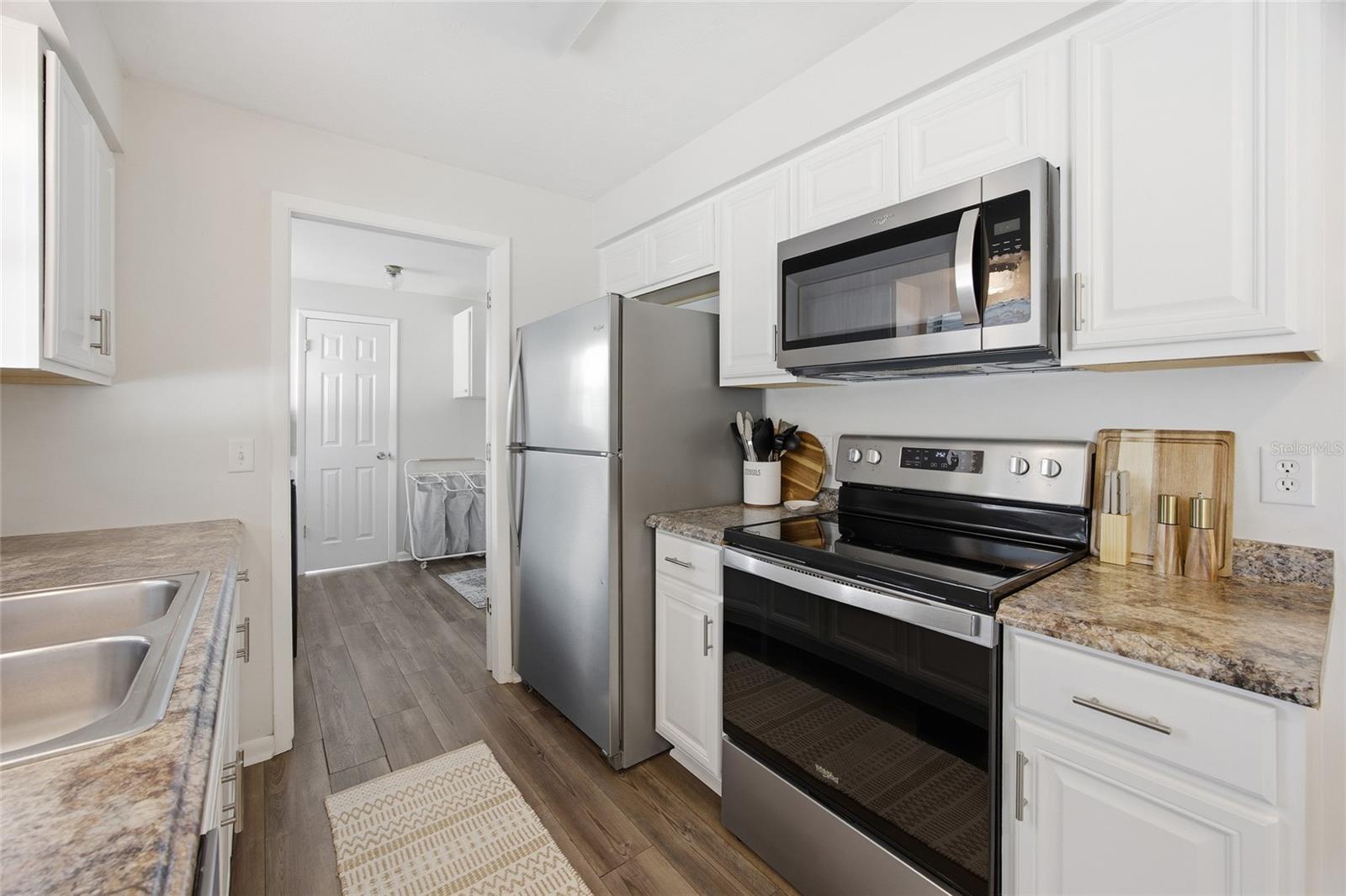 BEVERLY HILLS UNIT 08 PH 02 - Residential