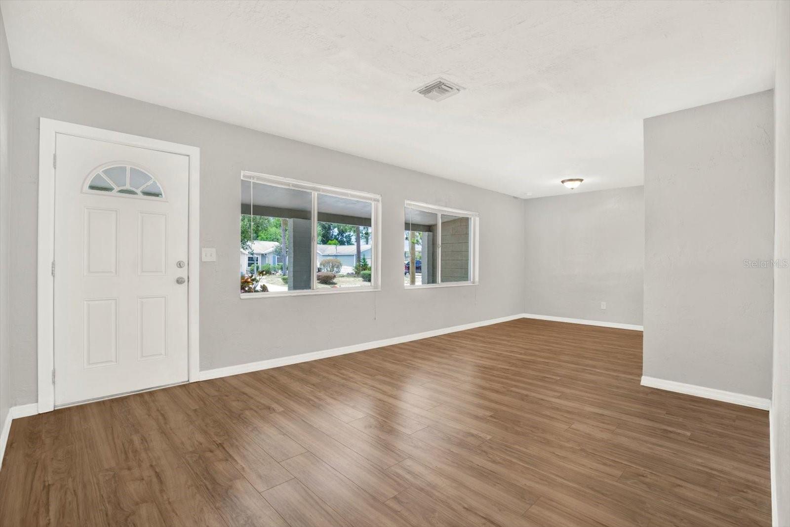 THUNDERBIRD HILL - Residential