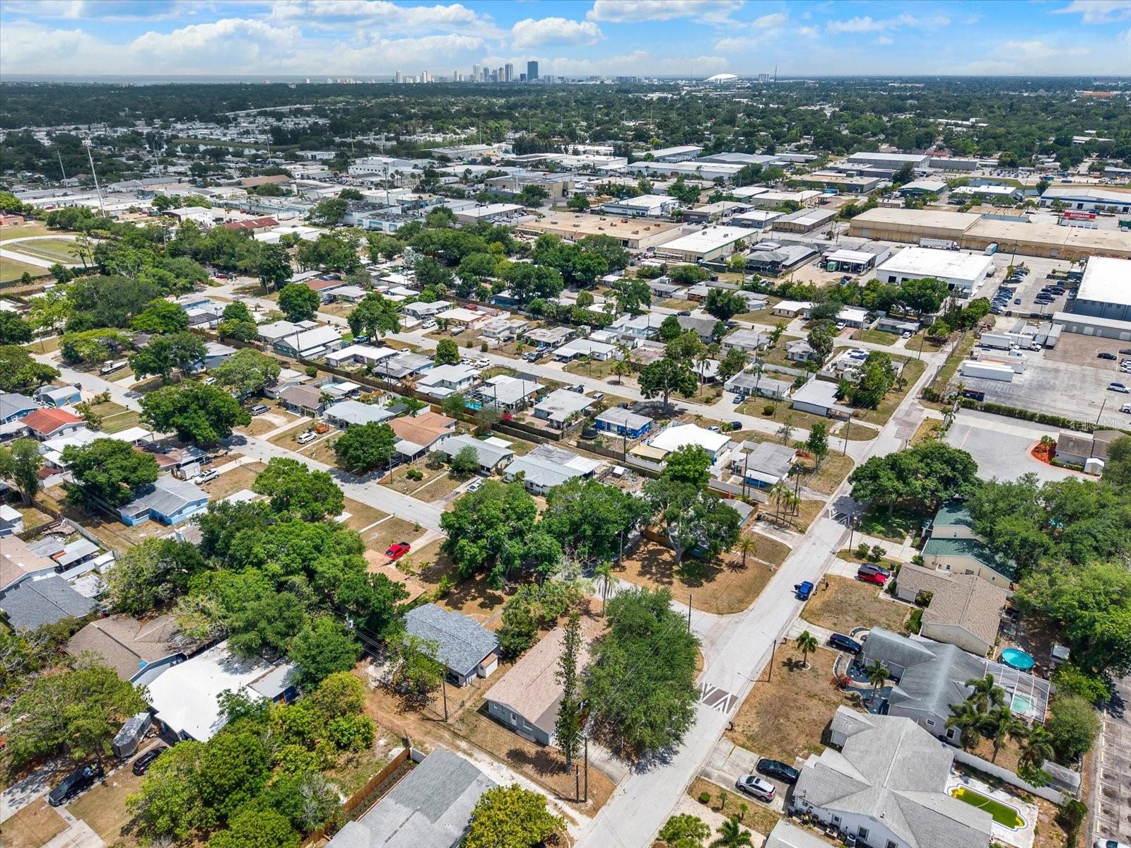 THUNDERBIRD HILL - Residential