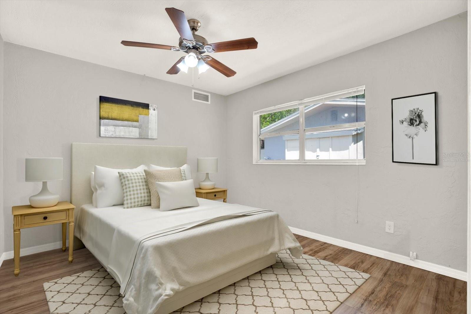 THUNDERBIRD HILL - Residential