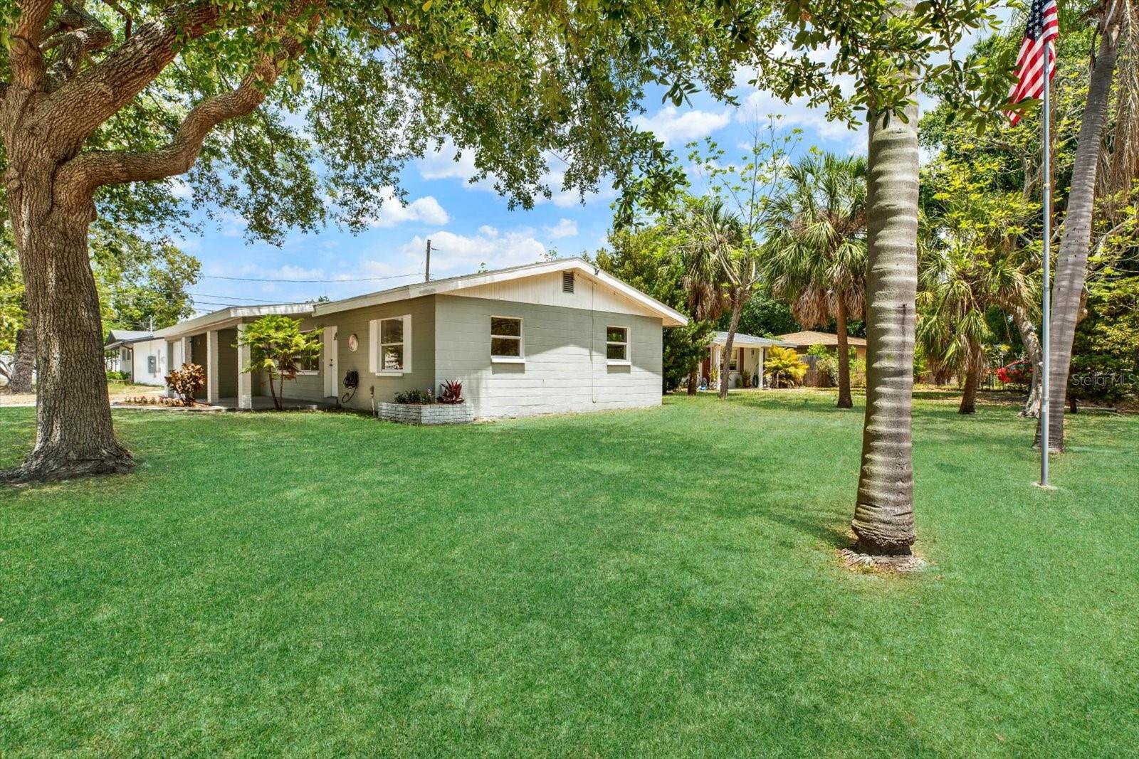 THUNDERBIRD HILL - Residential