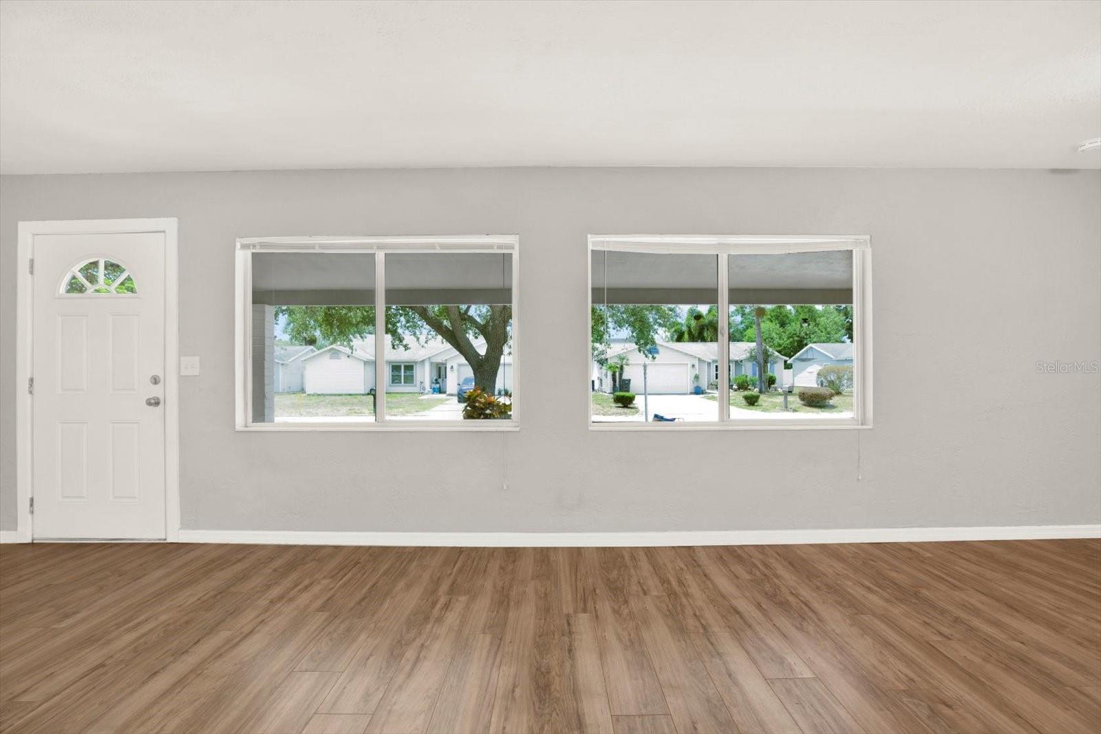 THUNDERBIRD HILL - Residential