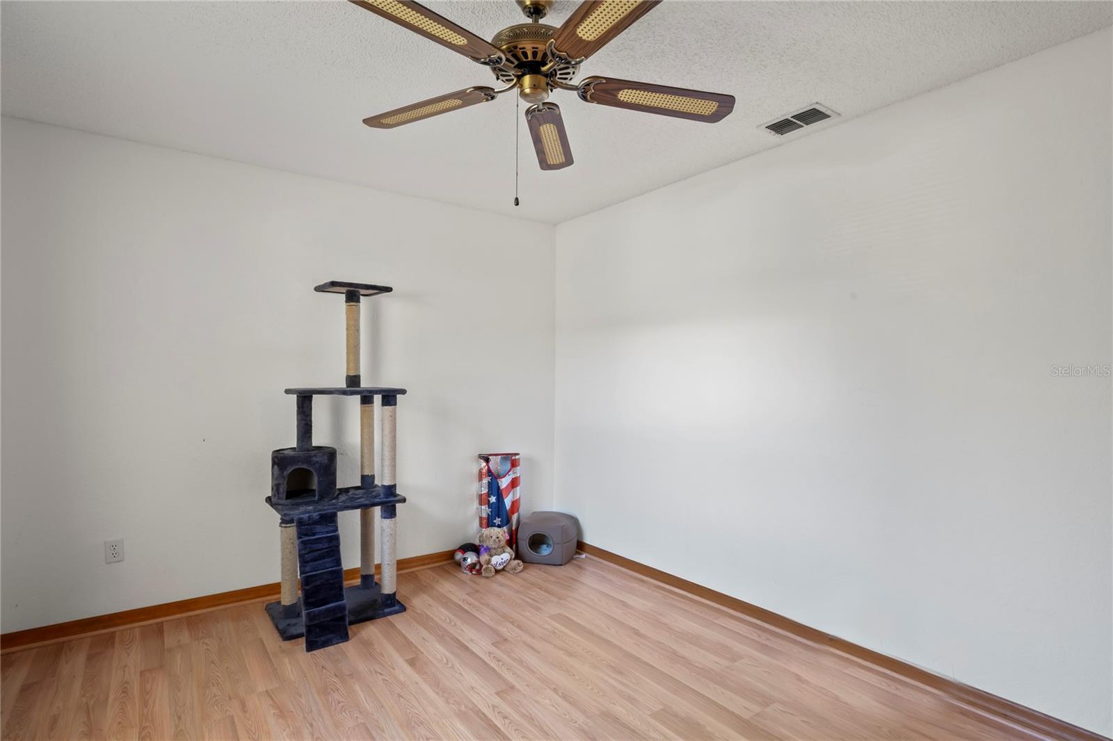 BERKELEY MANOR - Residential