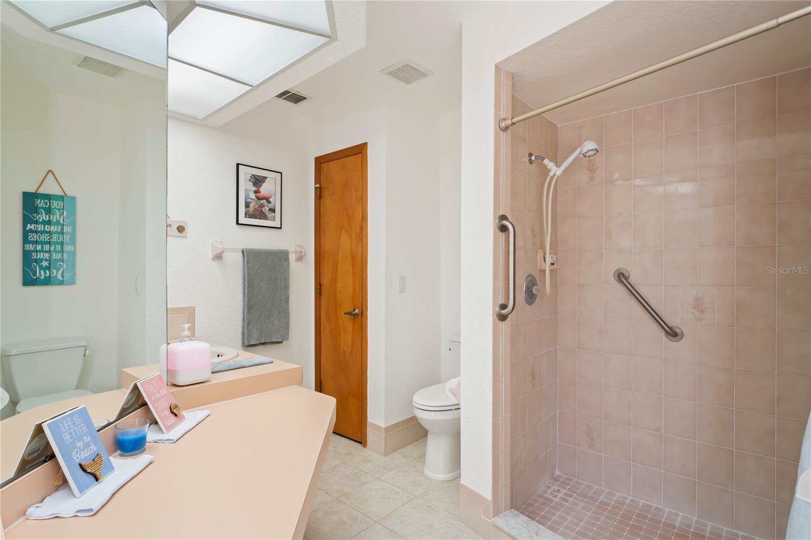 BERKELEY MANOR - Residential