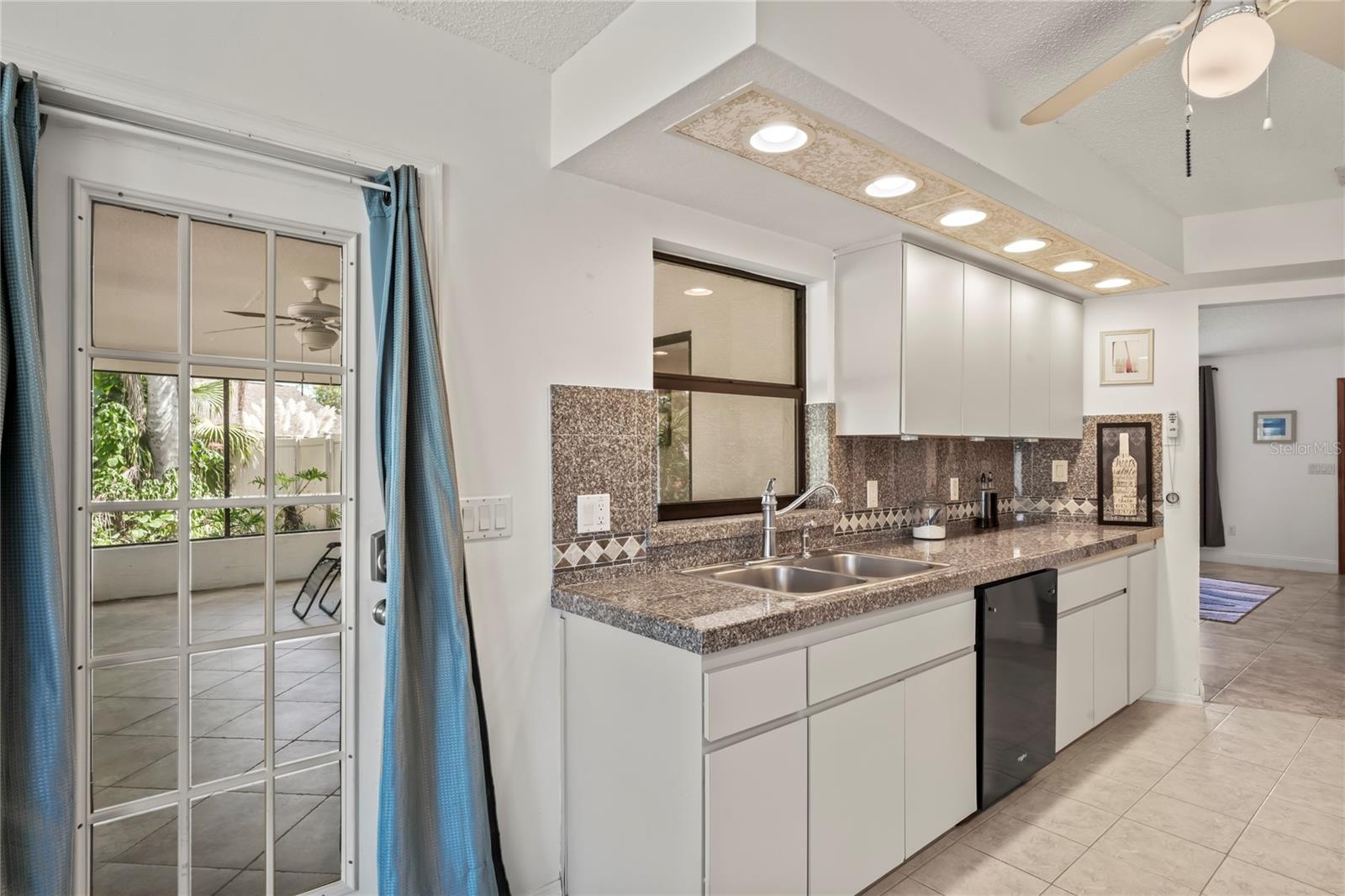 BERKELEY MANOR - Residential