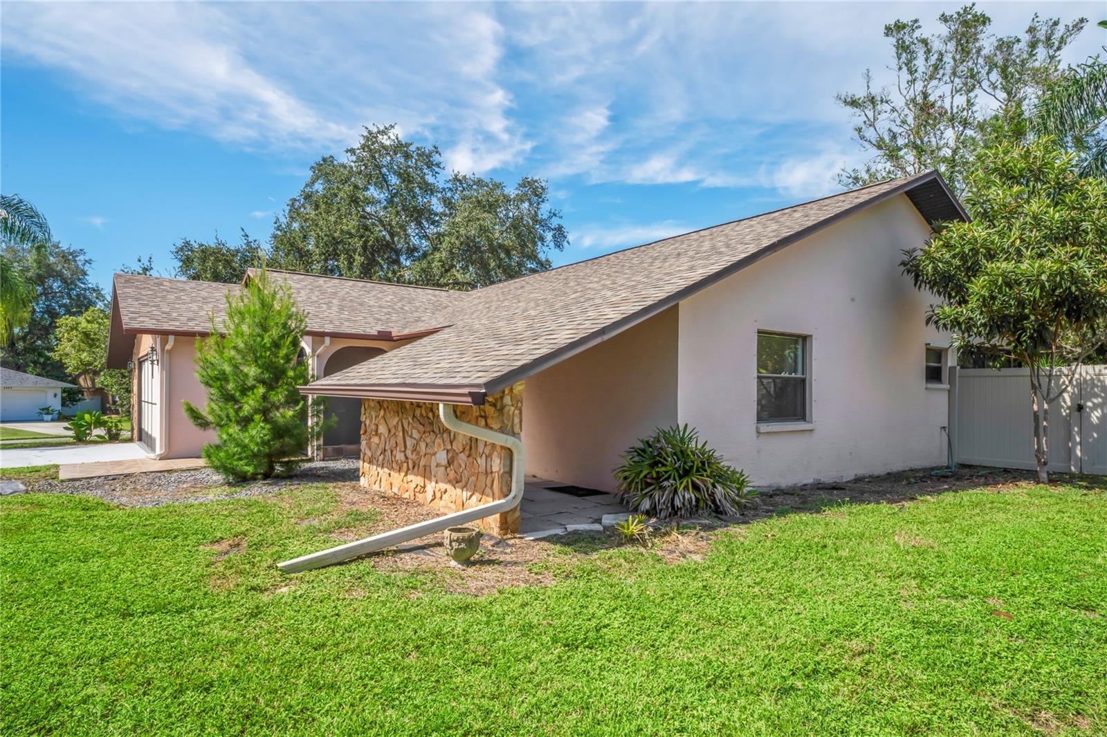 BERKELEY MANOR - Residential