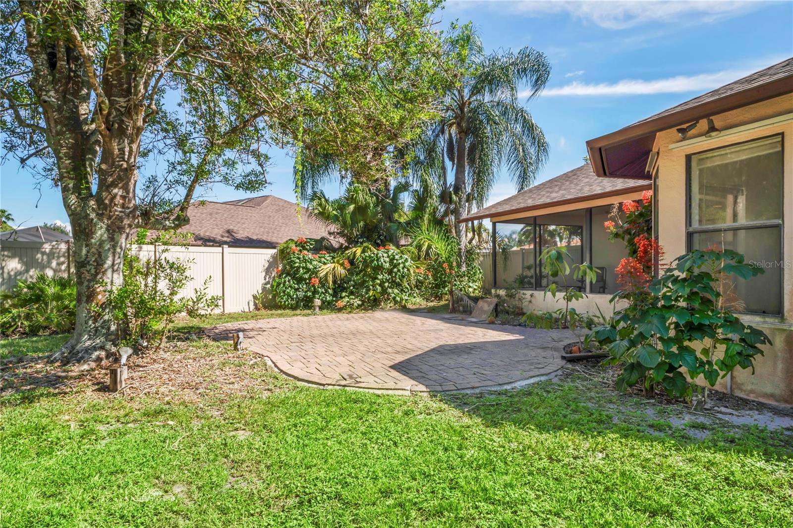 BERKELEY MANOR - Residential