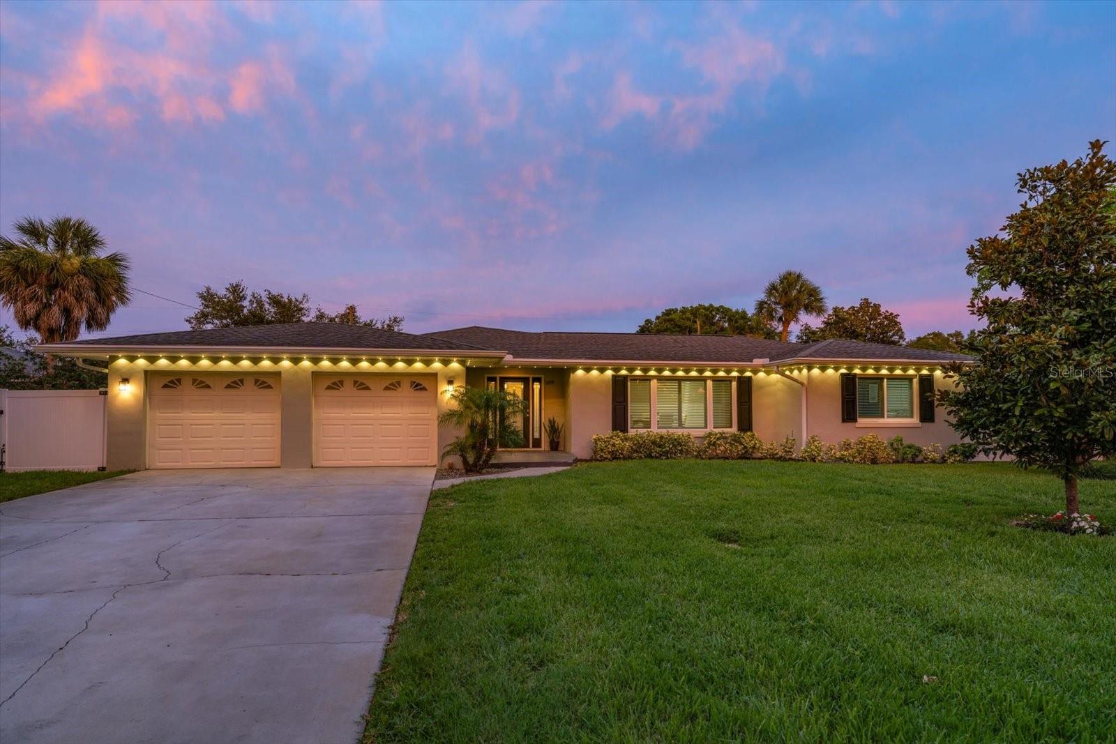 209 LIVE OAK LANE