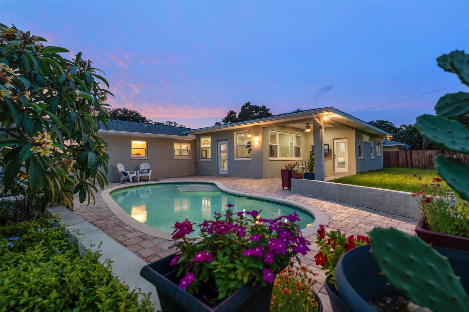 209 LIVE OAK LANE