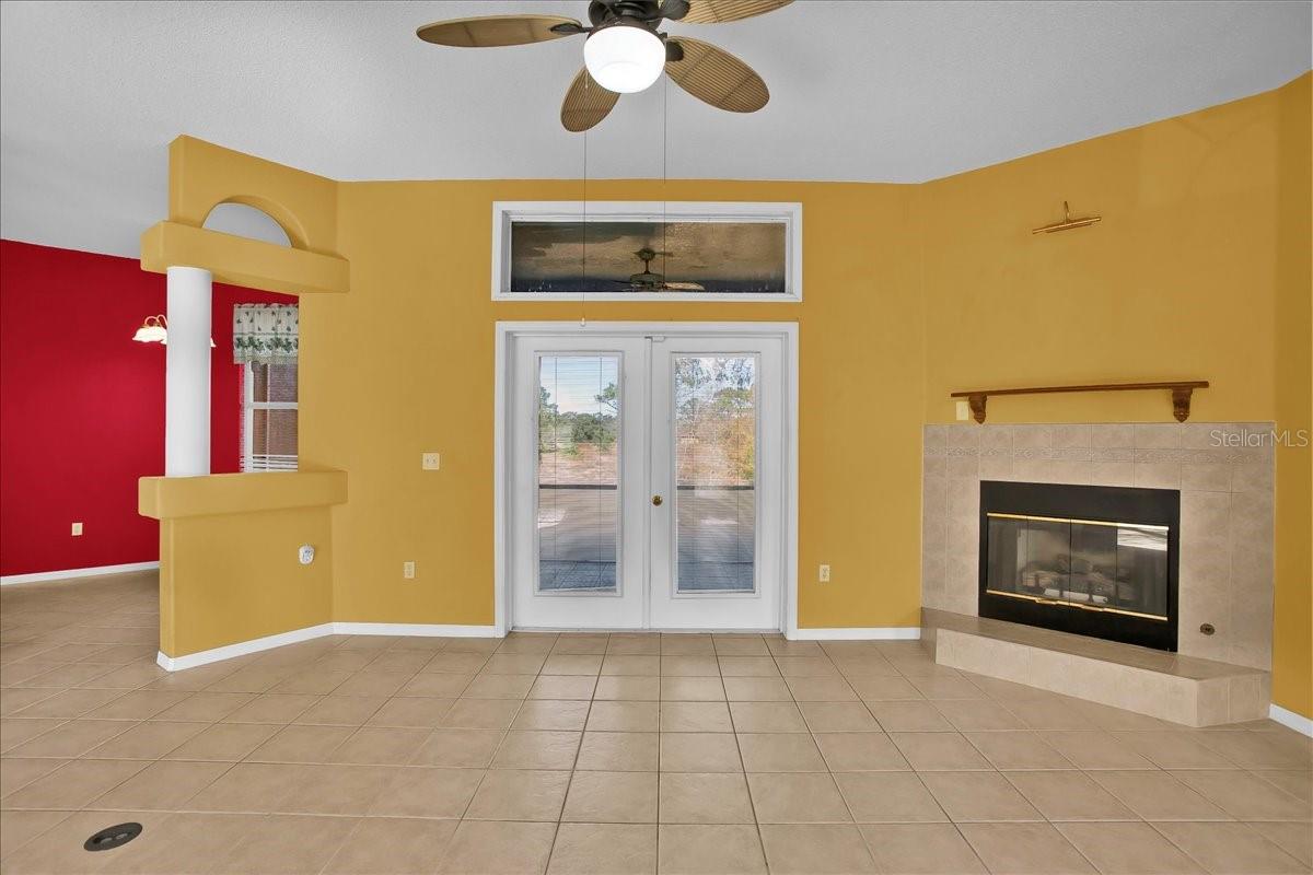 SPRING HILL - Residential