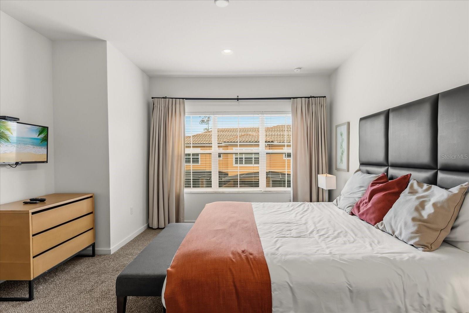 REGAL OAKS AT OLD TOWN - Residential