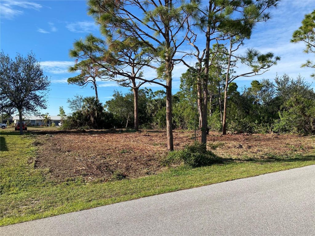 Photo of 9397 Spring Circle, Port Charlotte, FL 33981 (MLS # N6136311)