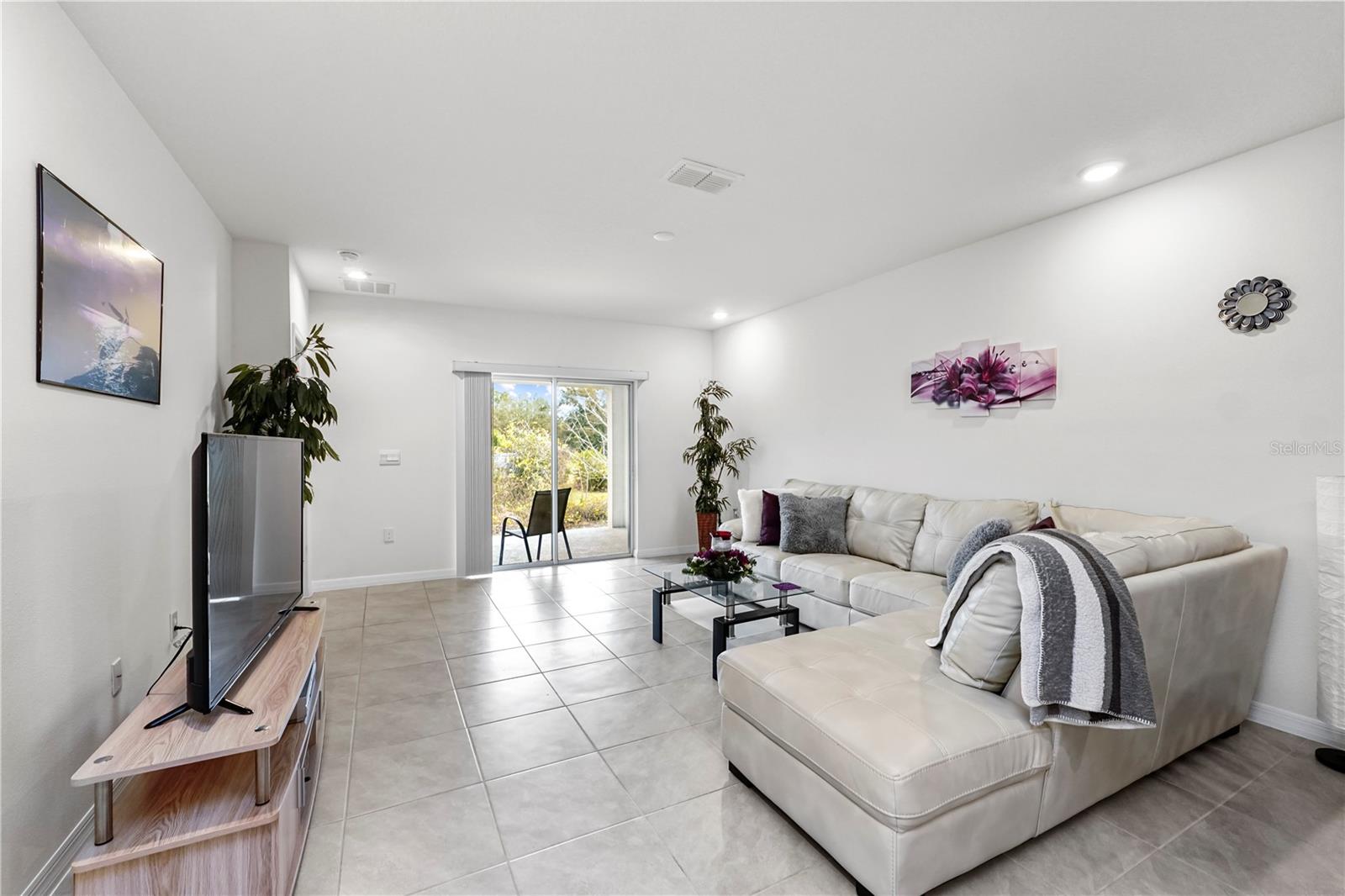 2928 SUNRIDGE LOOP