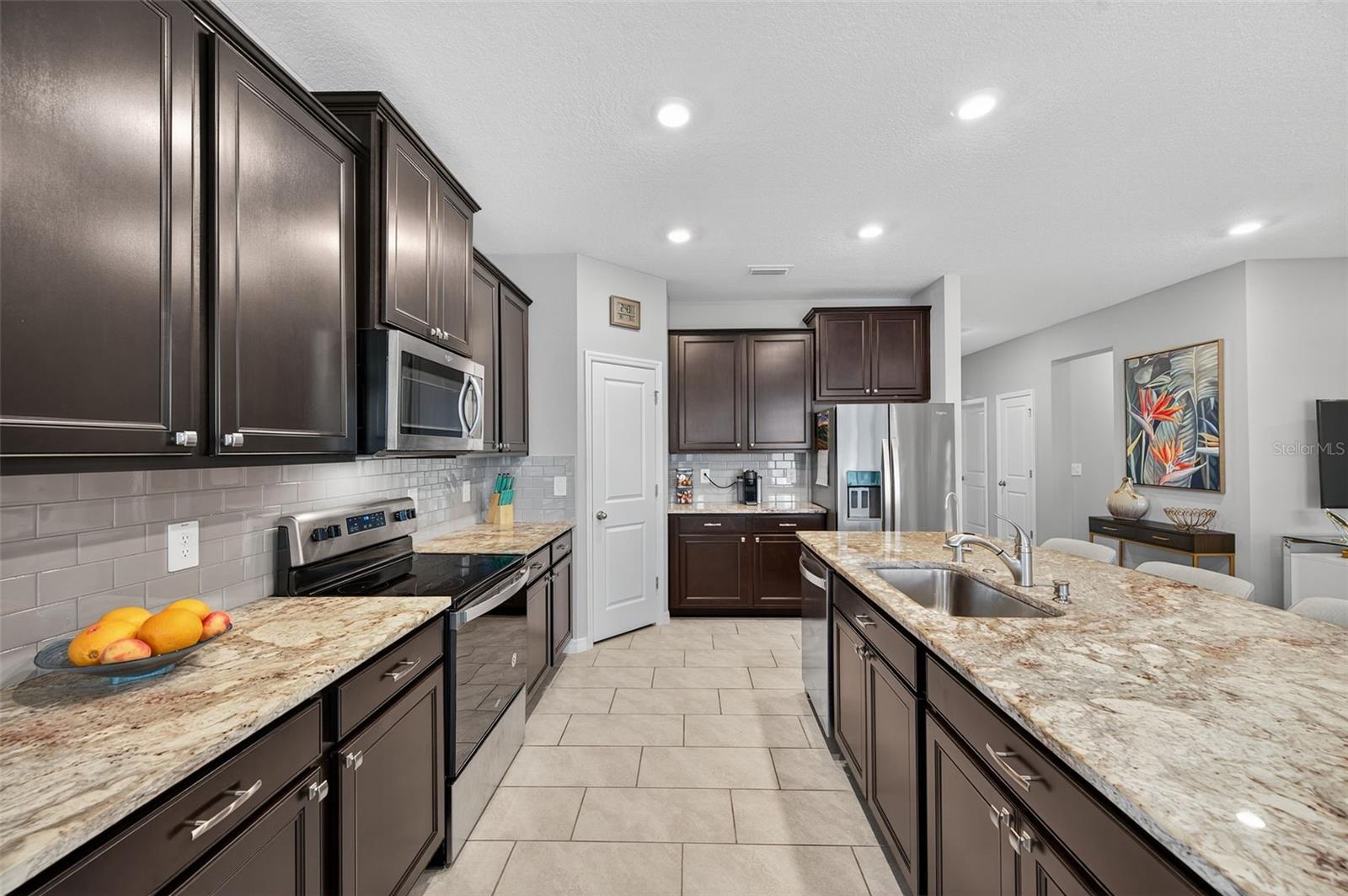 PROMENADE ESTATES PH I - Residential