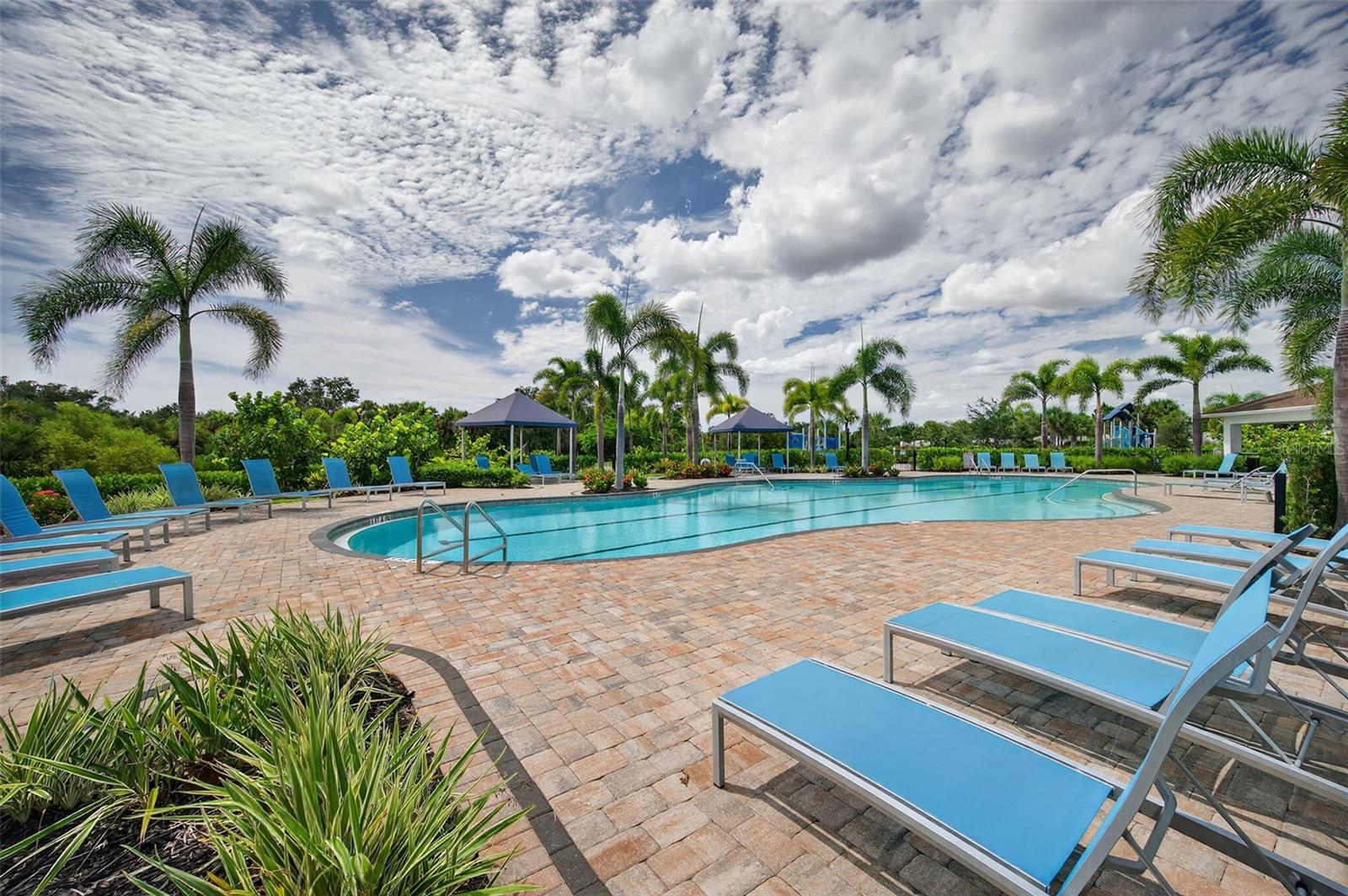 PROMENADE ESTATES PH I - Residential