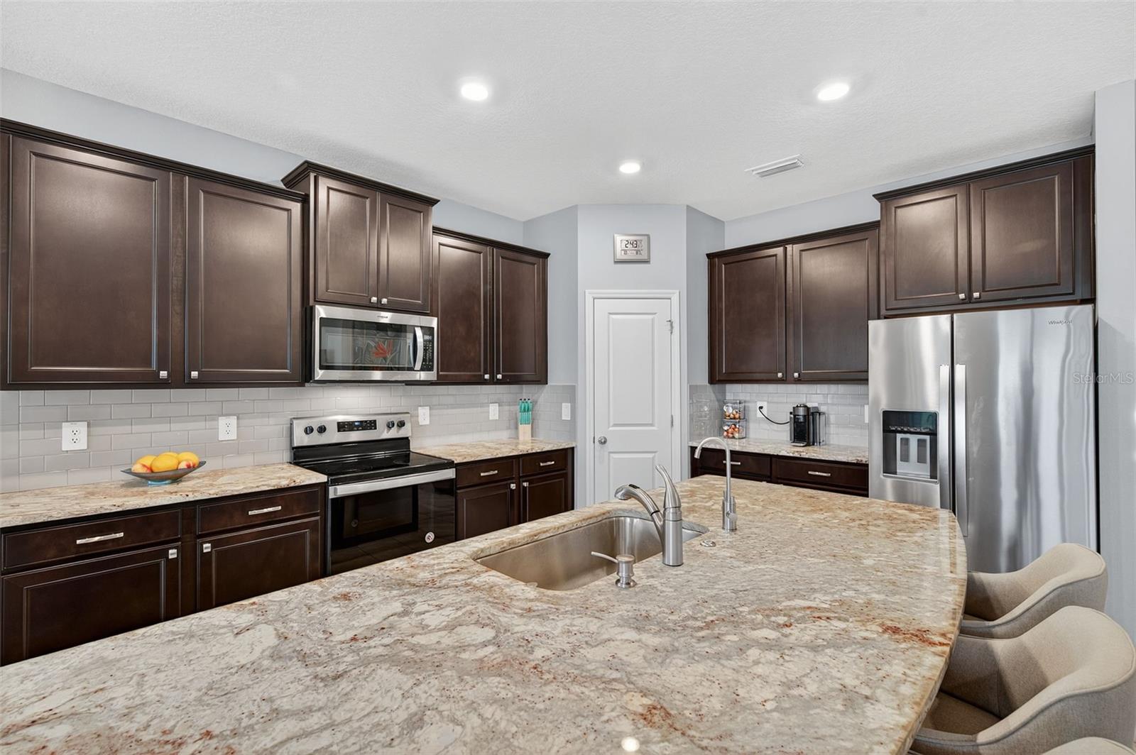 PROMENADE ESTATES PH I - Residential