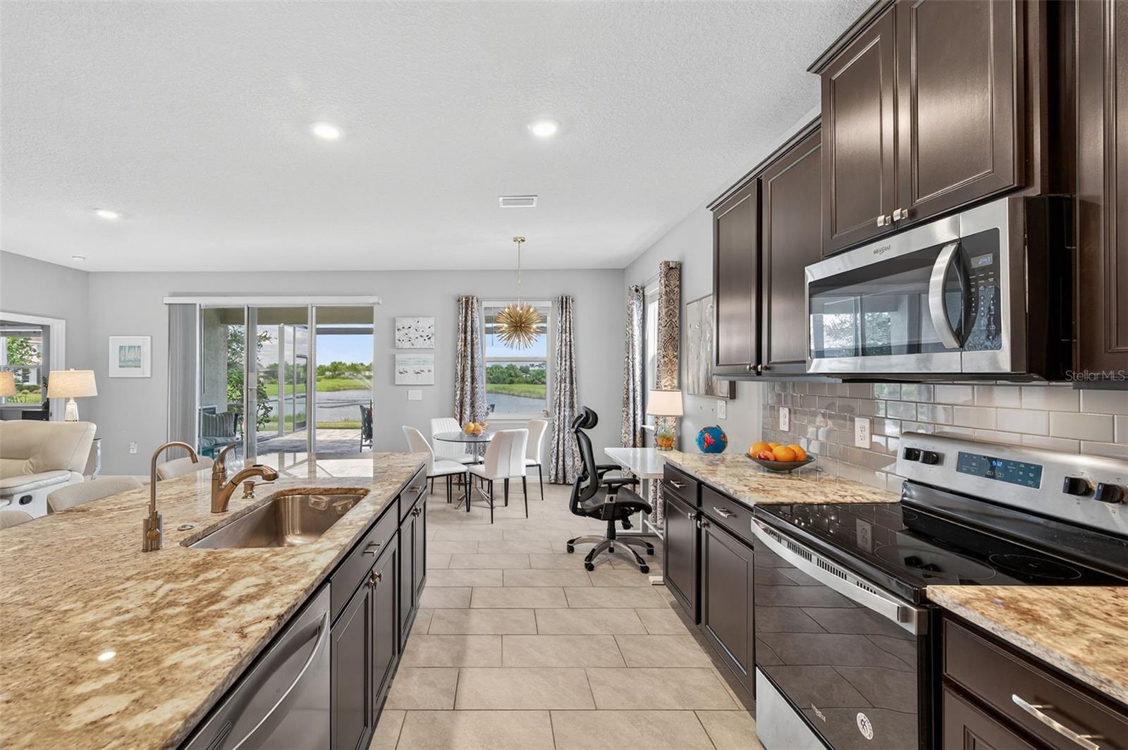 PROMENADE ESTATES PH I - Residential