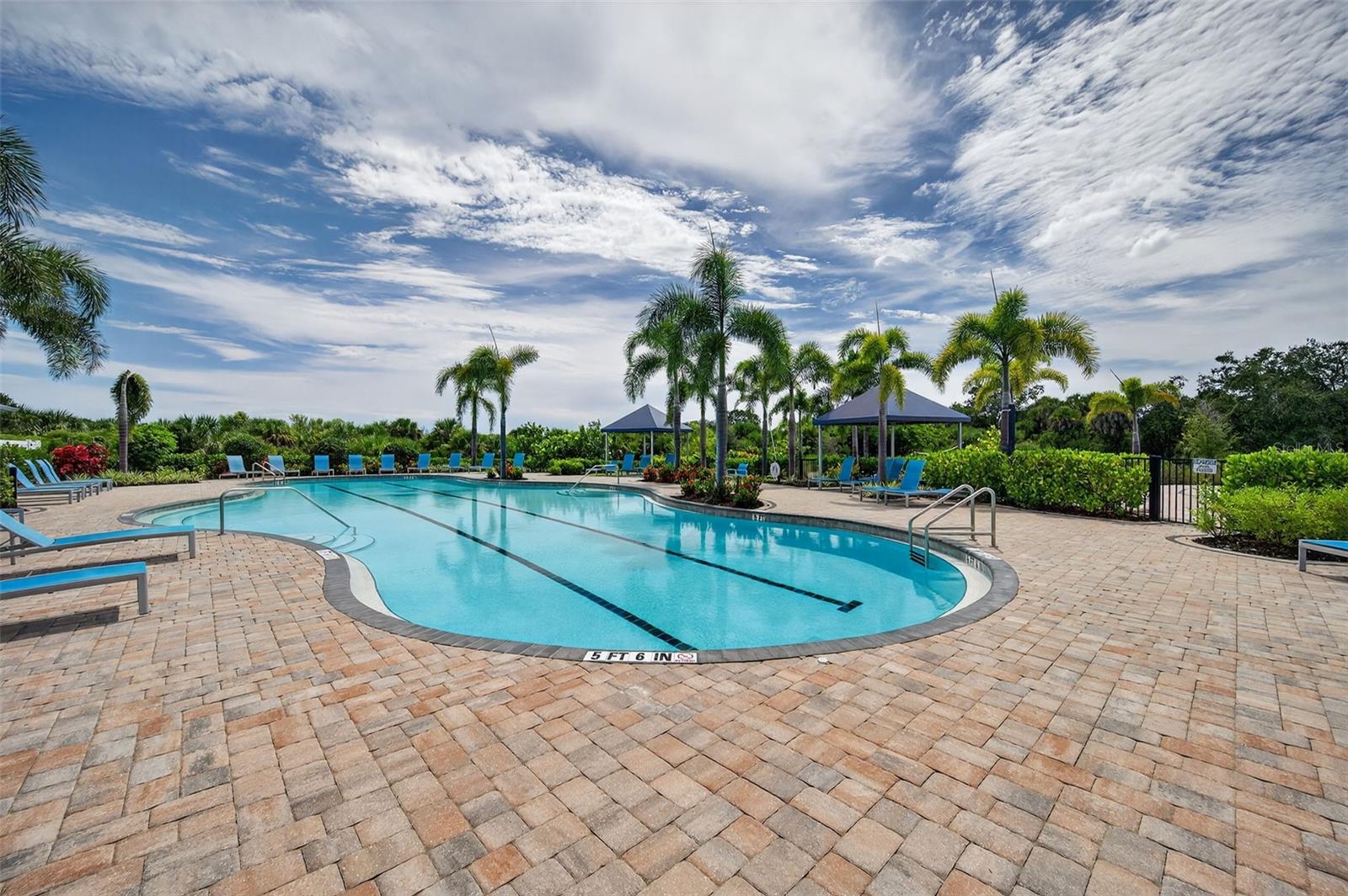 PROMENADE ESTATES PH I - Residential