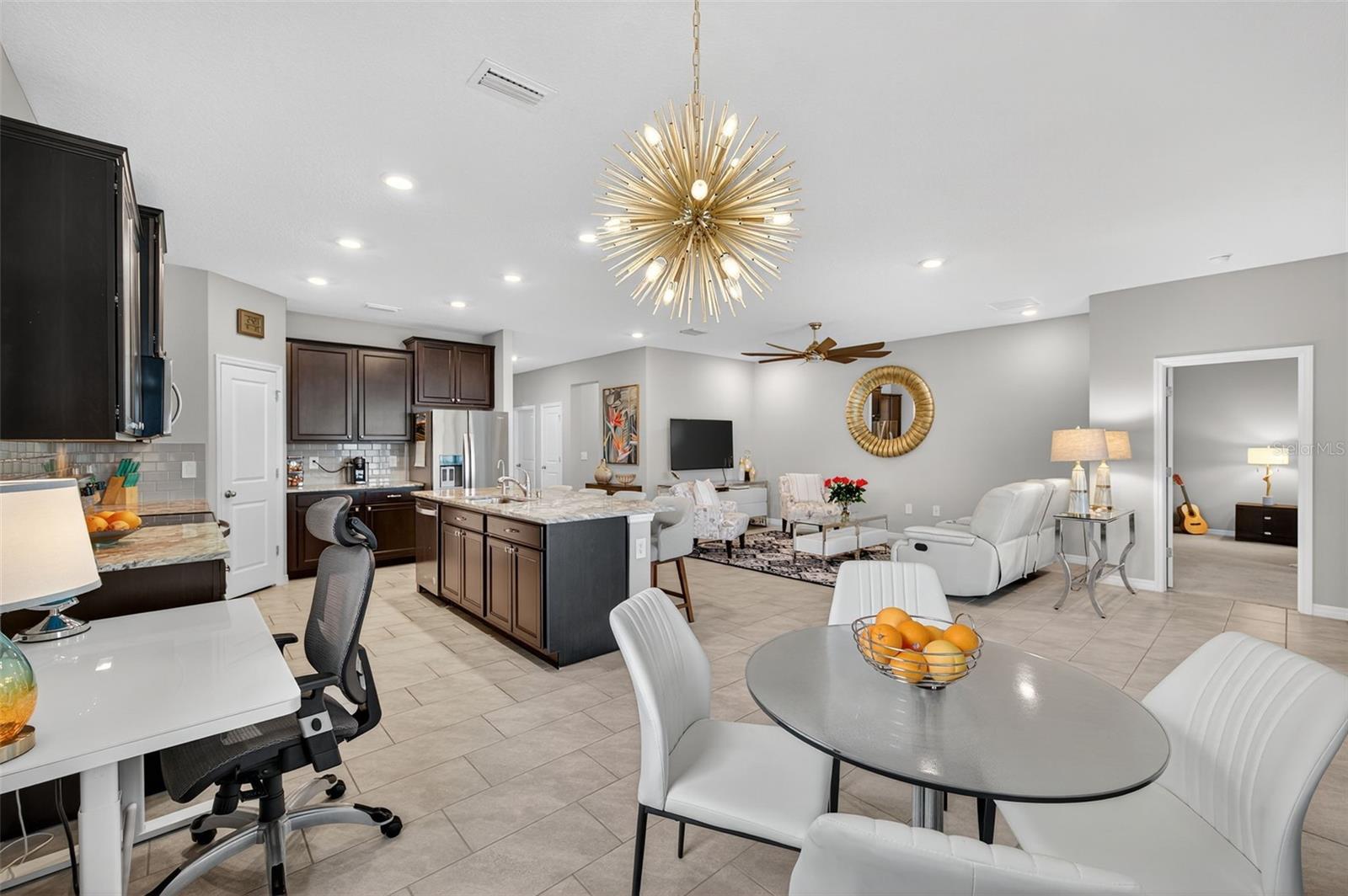 PROMENADE ESTATES PH I - Residential