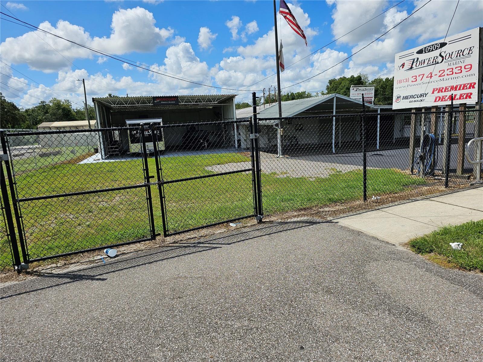 UNPLATTED - Commercial Sale