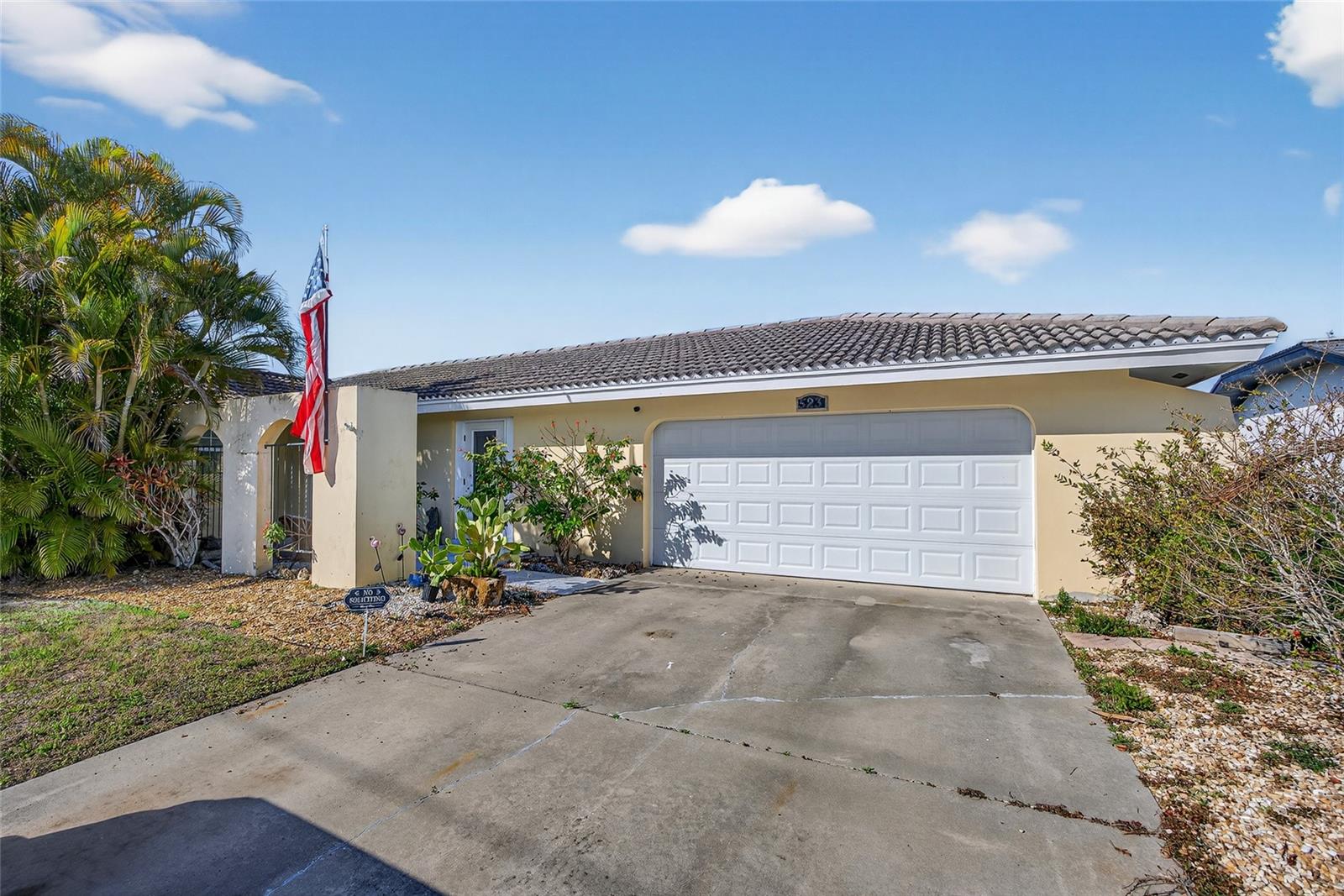 PUNTA GORDA ISLES SEC 07 - Residential