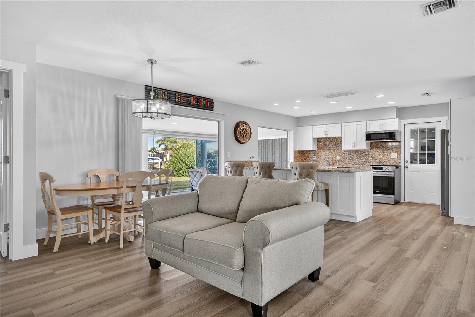 PUNTA GORDA ISLES SEC 07 - Residential