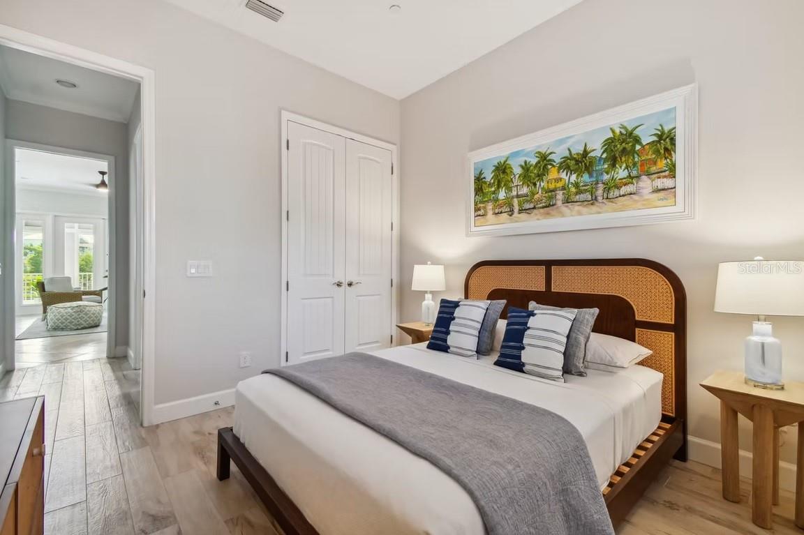 EDGEWATER WALK ON HARBOUR ISLE 5-36 - Residential