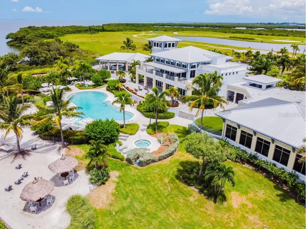 EDGEWATER WALK ON HARBOUR ISLE 5-36 - Residential